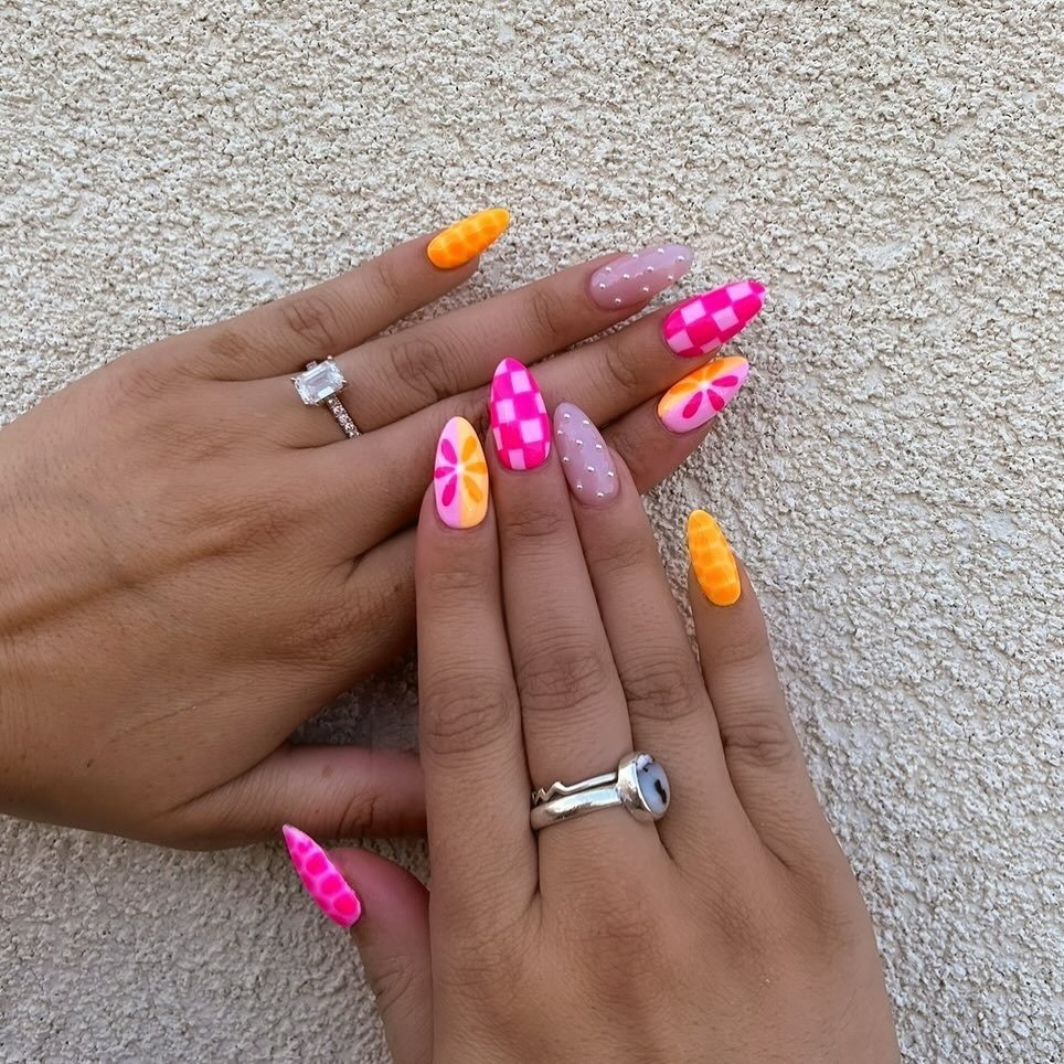 Pink Checkered Retro Florals