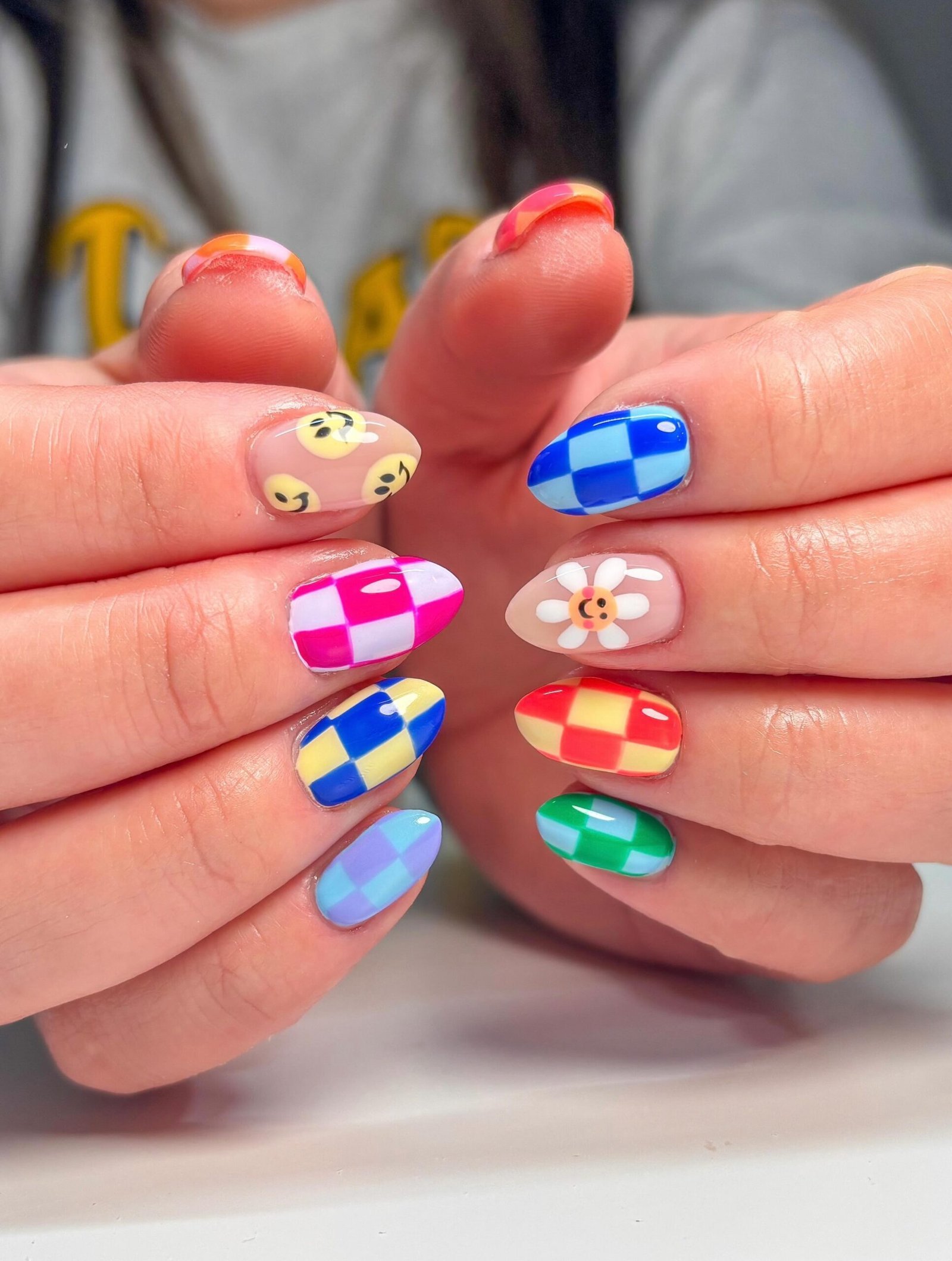 Rainbow Checker Smiley Mix