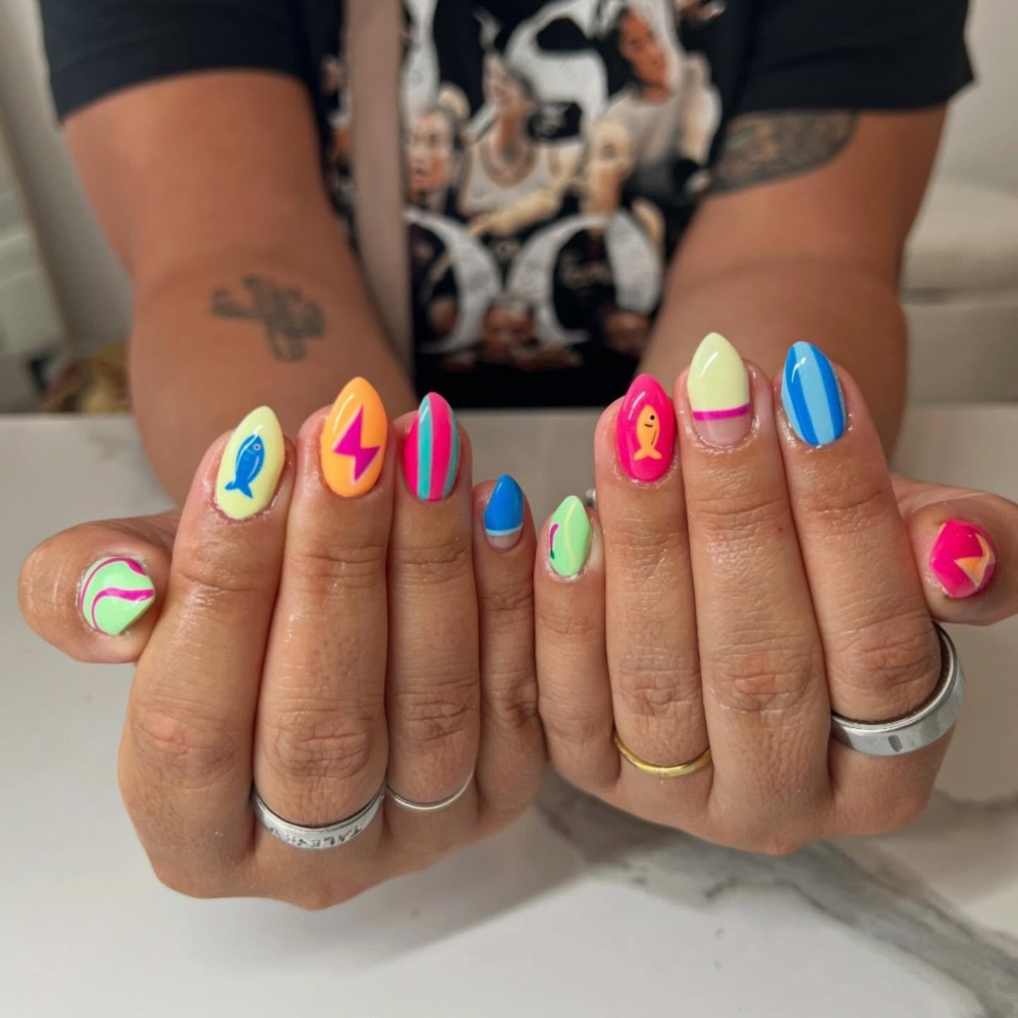 Neon Mismatched Fish Lightning
