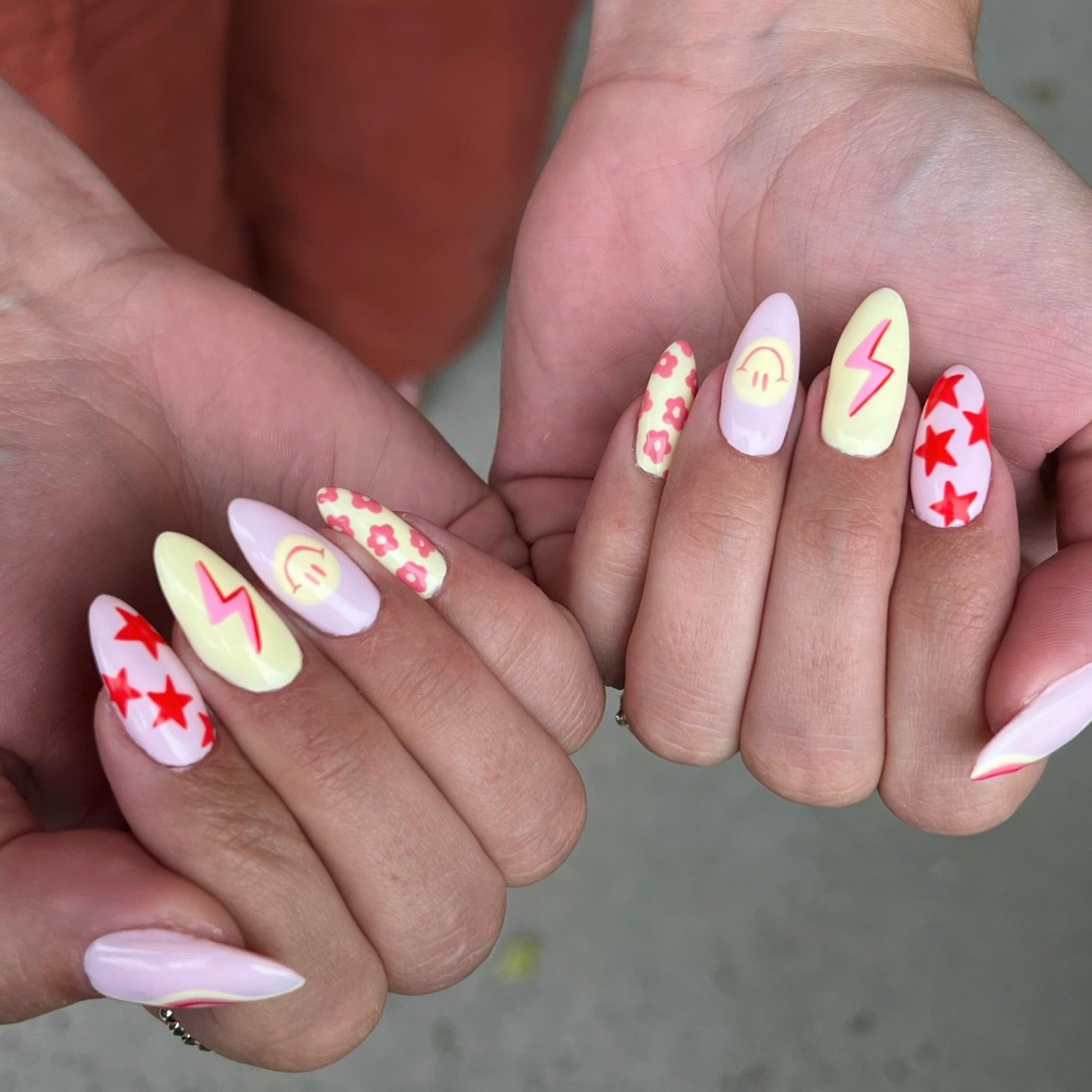 Pastel Stars Lightning Bolts